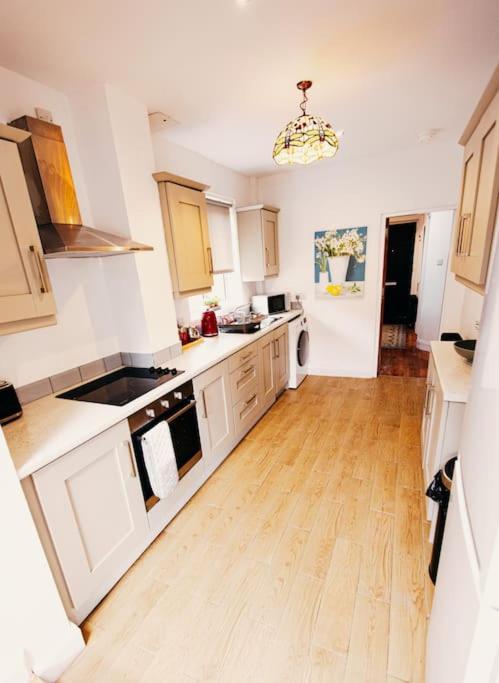 Friars Bush House Belfast - Stunning 4 Bedroom Detached House In Exclusive Queens Quarter Luxury Belfast City Centre Екстер'єр фото